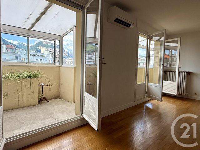Appartement T5 à vendre - 5 pièces - 98.18 m2 - GRENOBLE - 38 - RHONE-ALPES - Century 21 Agence Foch