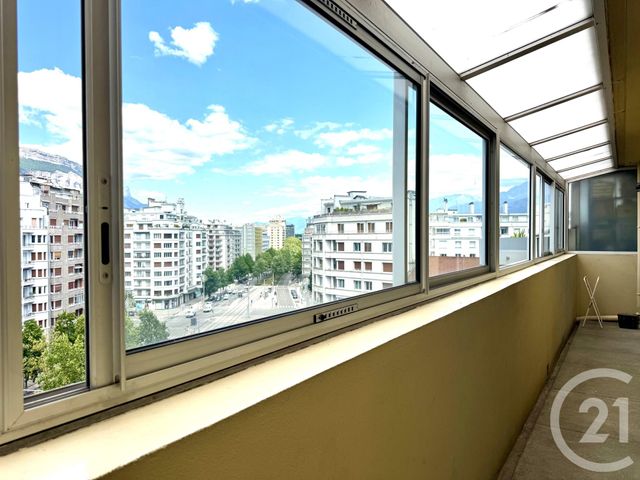 Appartement T5 à vendre - 5 pièces - 98.18 m2 - GRENOBLE - 38 - RHONE-ALPES - Century 21 Agence Foch