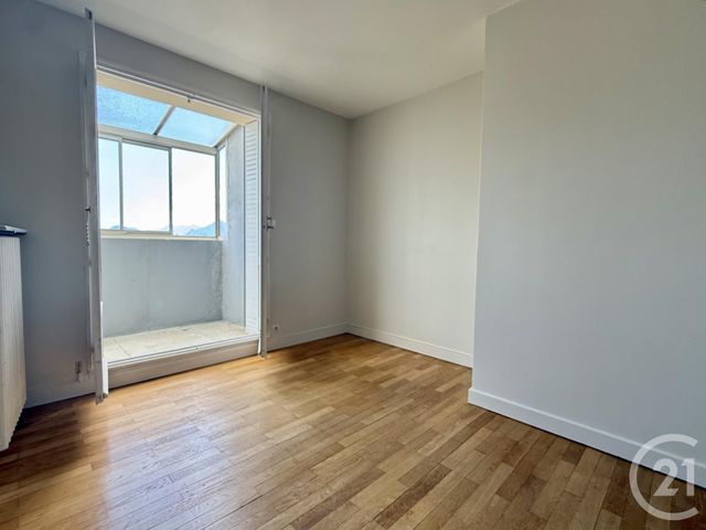 Appartement T5 à vendre - 5 pièces - 98.18 m2 - GRENOBLE - 38 - RHONE-ALPES - Century 21 Agence Foch