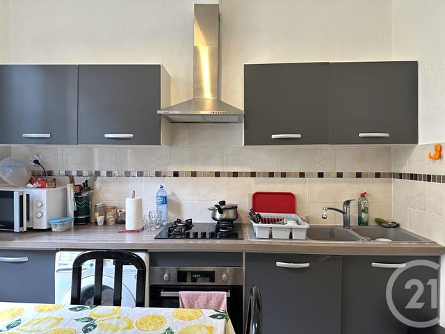 Afficher la photo en grand Appartement T3 à vendre - 4 pièces - 61.36 m2 - GRENOBLE - 38 - RHONE-ALPES - Century 21 Agence Foch