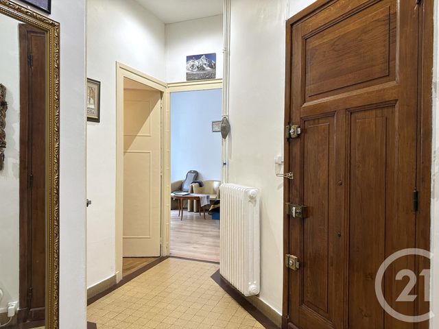 Afficher la photo en grand Appartement T3 à vendre - 4 pièces - 61.36 m2 - GRENOBLE - 38 - RHONE-ALPES - Century 21 Agence Foch