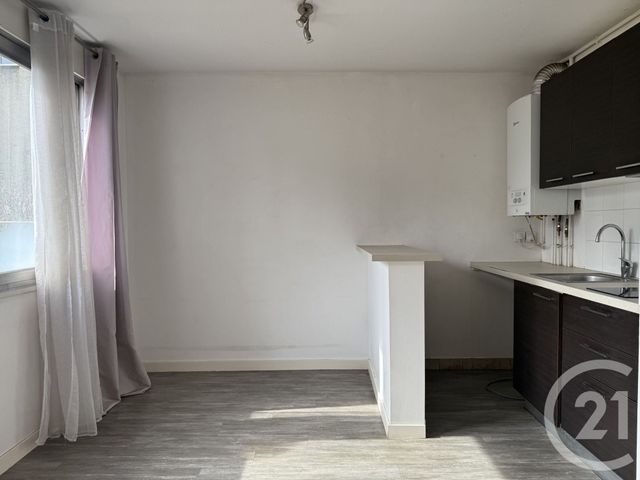 Appartement F1 à vendre - 1 pièce - 32.42 m2 - GRENOBLE - 38 - RHONE-ALPES - Century 21 Agence Foch