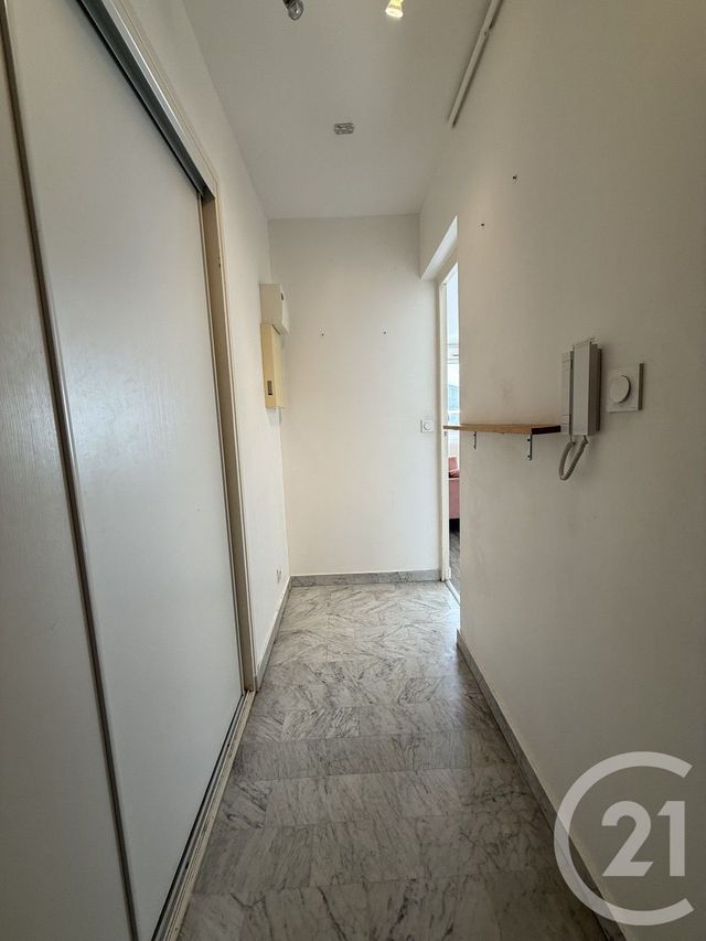Appartement F1 à vendre - 1 pièce - 32.42 m2 - GRENOBLE - 38 - RHONE-ALPES - Century 21 Agence Foch