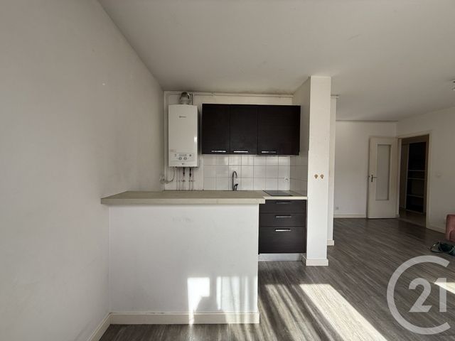 Appartement F1 à vendre - 1 pièce - 32.42 m2 - GRENOBLE - 38 - RHONE-ALPES - Century 21 Agence Foch