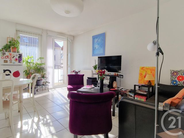 Appartement T3 à vendre - 3 pièces - 66.21 m2 - GRENOBLE - 38 - RHONE-ALPES - Century 21 Agence Foch