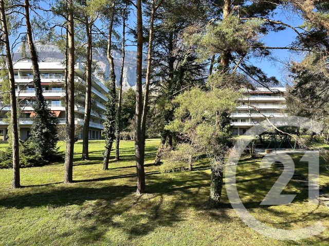 Appartement T2 à vendre - 2 pièces - 80.24 m2 - MEYLAN - 38 - RHONE-ALPES - Century 21 Agence Foch