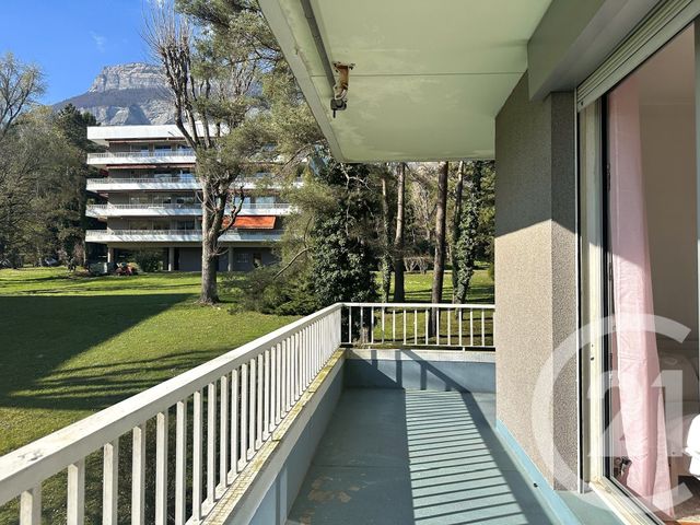 Appartement T2 à vendre - 2 pièces - 80.24 m2 - MEYLAN - 38 - RHONE-ALPES - Century 21 Agence Foch