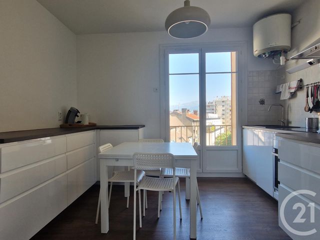 Appartement F3 à louer - 3 pièces - 78.0 m2 - GRENOBLE - 38 - RHONE-ALPES - Century 21 Agence Foch