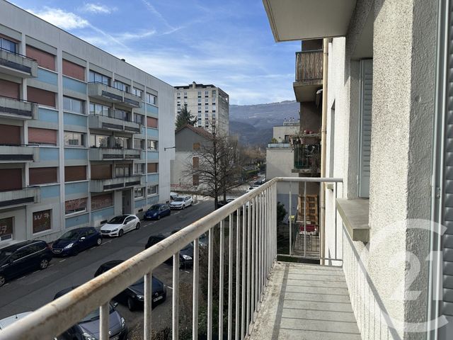 Appartement T3 à vendre - 3 pièces - 52.76 m2 - GRENOBLE - 38 - RHONE-ALPES - Century 21 Agence Foch