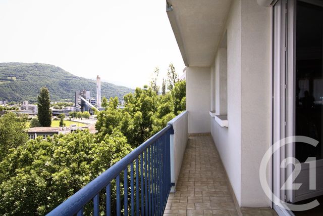 Appartement T4 à vendre - 4 pièces - 71.42 m2 - GRENOBLE - 38 - RHONE-ALPES - Century 21 Agence Foch