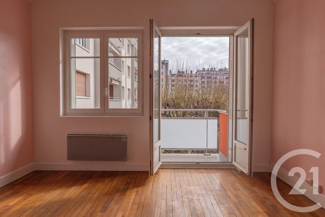 Appartement T4 à vendre - 4 pièces - 65.4 m2 - GRENOBLE - 38 - RHONE-ALPES - Century 21 Agence Foch