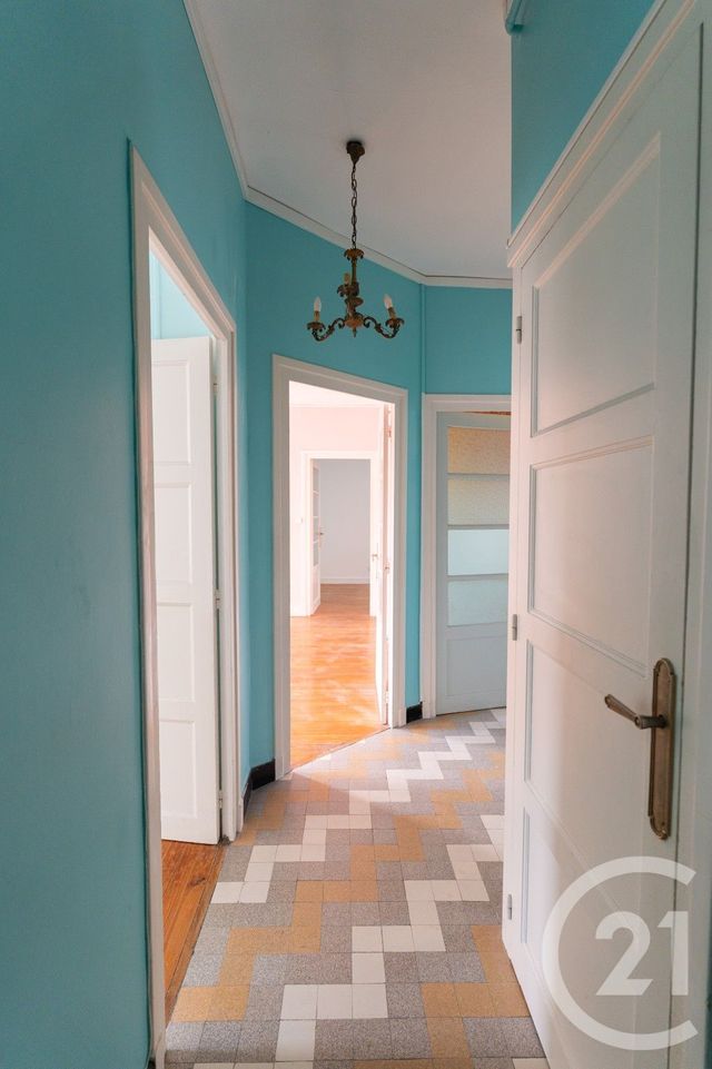 Appartement T4 à vendre - 4 pièces - 65.4 m2 - GRENOBLE - 38 - RHONE-ALPES - Century 21 Agence Foch