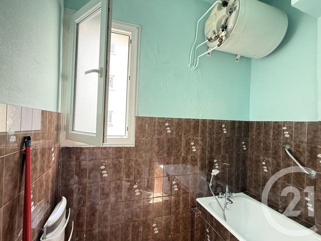 Appartement F4 à vendre - 4 pièces - 69.52 m2 - GRENOBLE - 38 - RHONE-ALPES - Century 21 Agence Foch