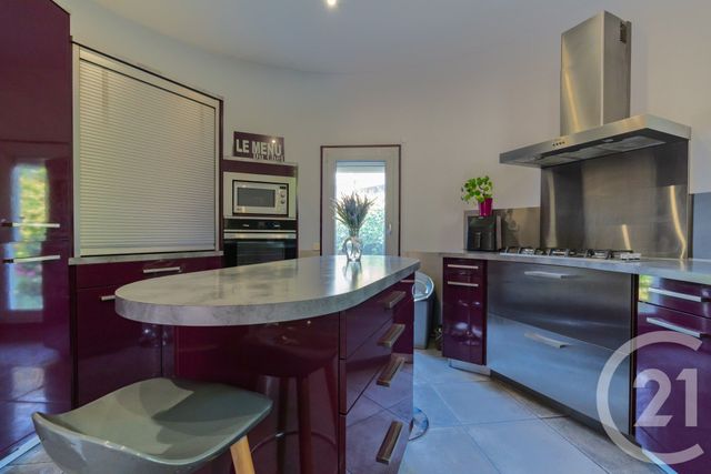 Appartement T6 à vendre - 6 pièces - 136.32 m2 - ST MARTIN D HERES - 38 - RHONE-ALPES - Century 21 Agence Foch