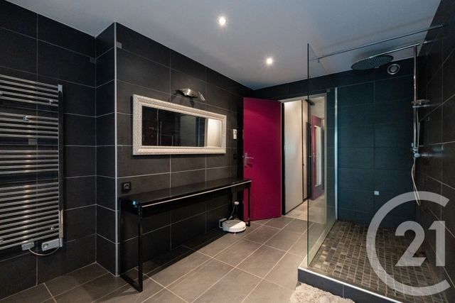 Appartement T6 à vendre - 6 pièces - 136.32 m2 - ST MARTIN D HERES - 38 - RHONE-ALPES - Century 21 Agence Foch