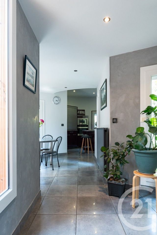 Appartement T6 à vendre - 6 pièces - 136.32 m2 - ST MARTIN D HERES - 38 - RHONE-ALPES - Century 21 Agence Foch