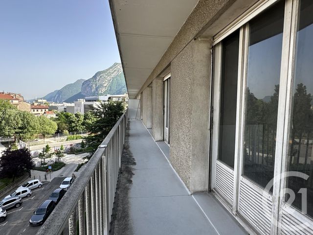 Appartement T6 à vendre - 6 pièces - 120.14 m2 - GRENOBLE - 38 - RHONE-ALPES - Century 21 Agence Foch