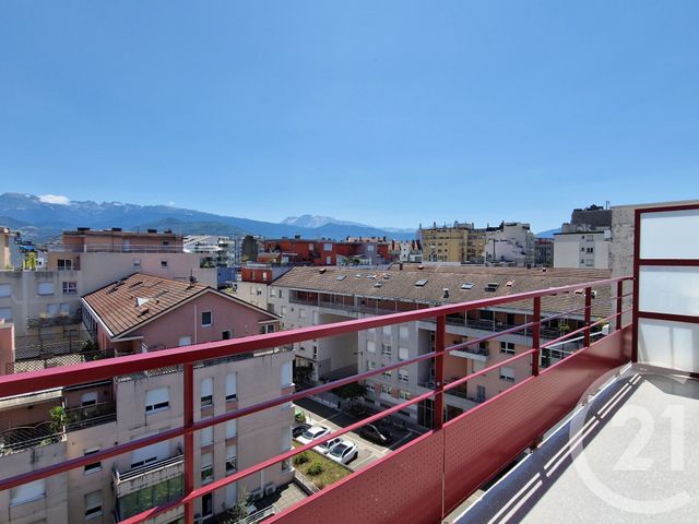 Appartement T1 à vendre - 2 pièces - 31.0 m2 - GRENOBLE - 38 - RHONE-ALPES - Century 21 Agence Foch