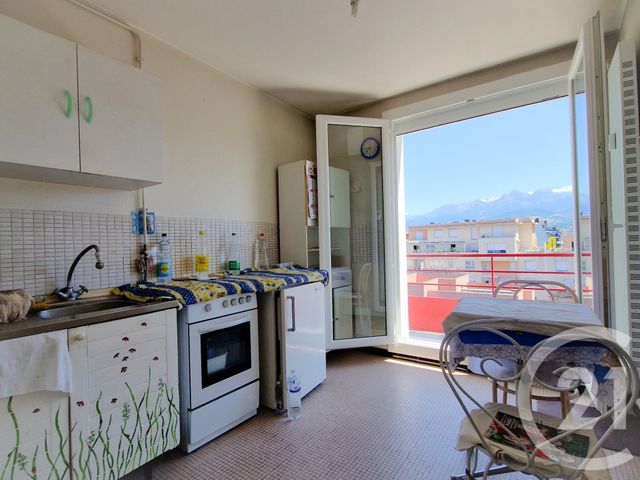 Appartement T1 à vendre - 2 pièces - 31.0 m2 - GRENOBLE - 38 - RHONE-ALPES - Century 21 Agence Foch