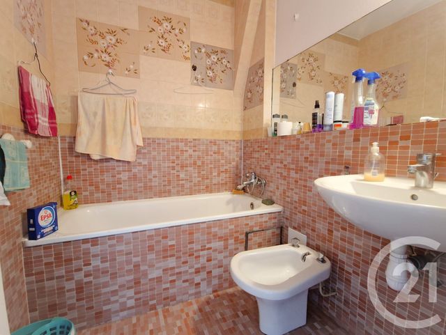 Appartement T1 à vendre - 2 pièces - 31.0 m2 - GRENOBLE - 38 - RHONE-ALPES - Century 21 Agence Foch