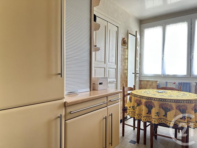 Appartement T4 à vendre - 4 pièces - 71.42 m2 - GRENOBLE - 38 - RHONE-ALPES - Century 21 Agence Foch