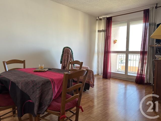 Appartement T3 à vendre - 3 pièces - 53.43 m2 - ECHIROLLES - 38 - RHONE-ALPES - Century 21 Agence Foch