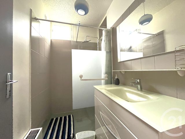 Appartement T4 à vendre - 4 pièces - 102.1 m2 - GRENOBLE - 38 - RHONE-ALPES - Century 21 Agence Foch