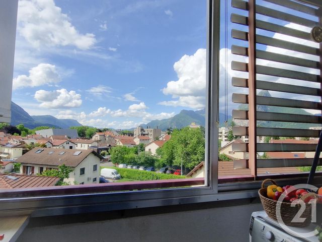 Appartement F3 à vendre - 3 pièces - 68.0 m2 - FONTAINE - 38 - RHONE-ALPES - Century 21 Agence Foch