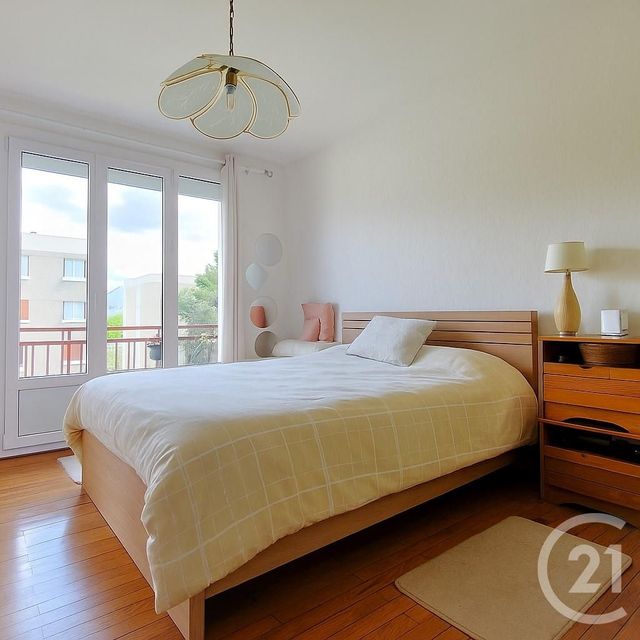 Appartement F3 à vendre - 3 pièces - 68.0 m2 - FONTAINE - 38 - RHONE-ALPES - Century 21 Agence Foch