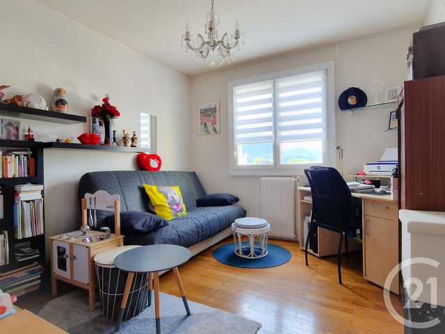 Appartement F3 à vendre - 3 pièces - 68.0 m2 - FONTAINE - 38 - RHONE-ALPES - Century 21 Agence Foch