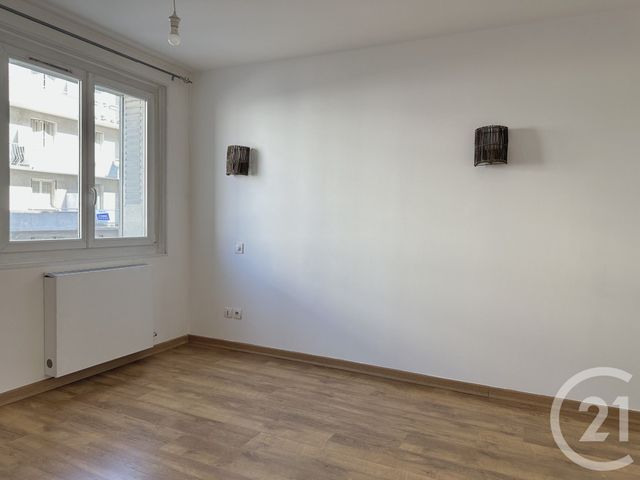 Appartement T2 à vendre - 2 pièces - 44.98 m2 - GRENOBLE - 38 - RHONE-ALPES - Century 21 Agence Foch