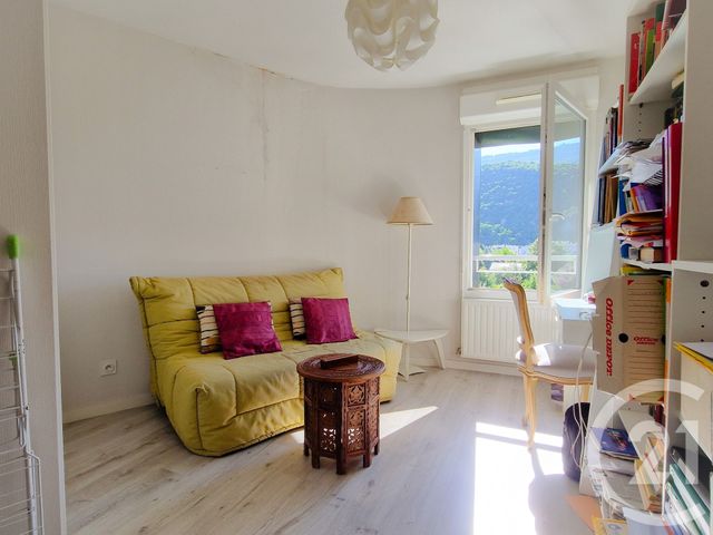 Appartement F3 à vendre - 3 pièces - 61.02 m2 - SEYSSINET PARISET - 38 - RHONE-ALPES - Century 21 Agence Foch