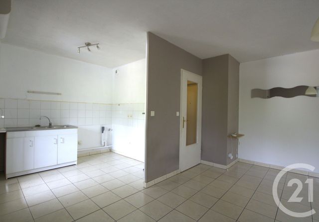 Appartement F2 à vendre - 2 pièces - 43.18 m2 - ECHIROLLES - 38 - RHONE-ALPES - Century 21 Agence Foch