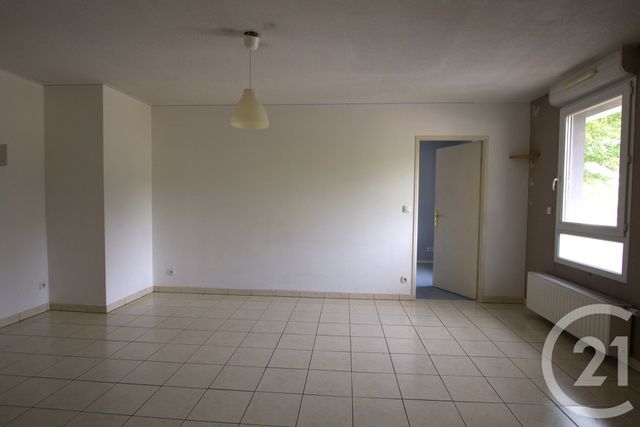 Appartement F2 à vendre - 2 pièces - 43.18 m2 - ECHIROLLES - 38 - RHONE-ALPES - Century 21 Agence Foch