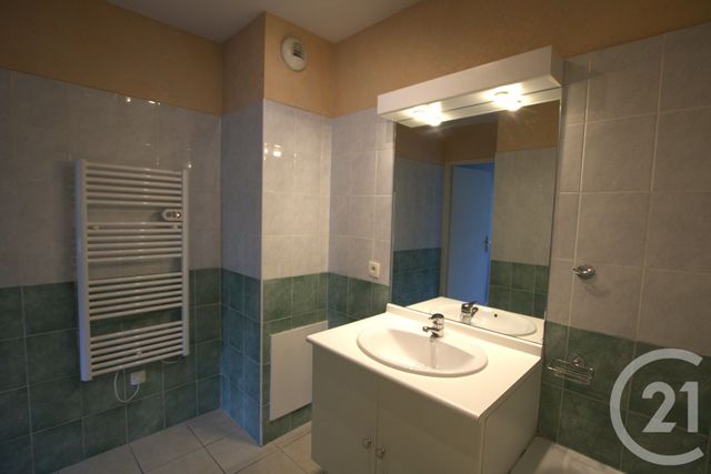 Appartement F2 à vendre - 2 pièces - 43.18 m2 - ECHIROLLES - 38 - RHONE-ALPES - Century 21 Agence Foch