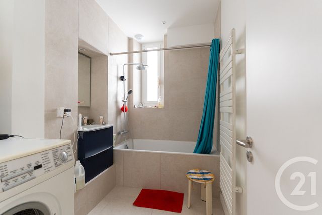 Appartement T3 à vendre - 3 pièces - 79.2 m2 - GRENOBLE - 38 - RHONE-ALPES - Century 21 Agence Foch