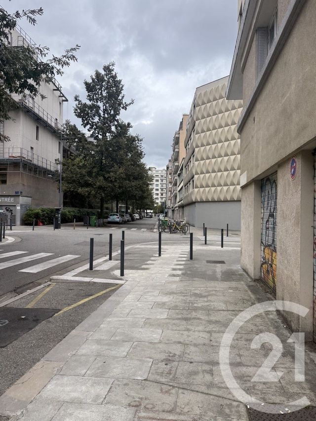 parking à vendre - 21.0 m2 - GRENOBLE - 38 - RHONE-ALPES - Century 21 Agence Foch