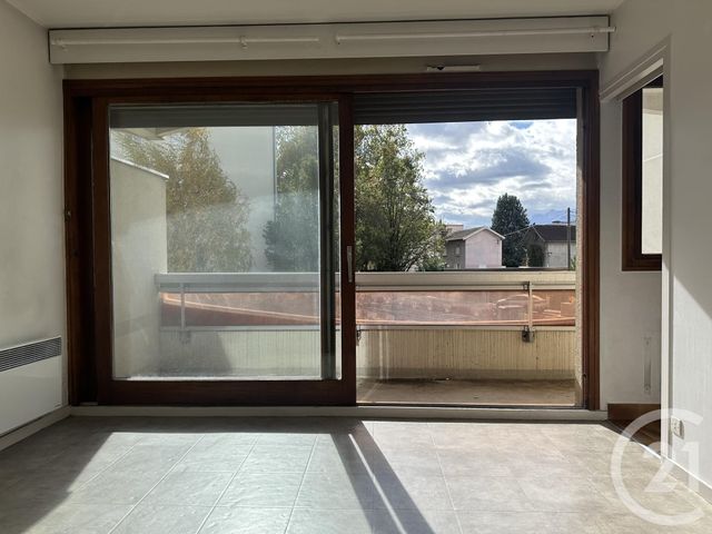 Appartement T1 à vendre - 1 pièce - 26.03 m2 - GRENOBLE - 38 - RHONE-ALPES - Century 21 Agence Foch