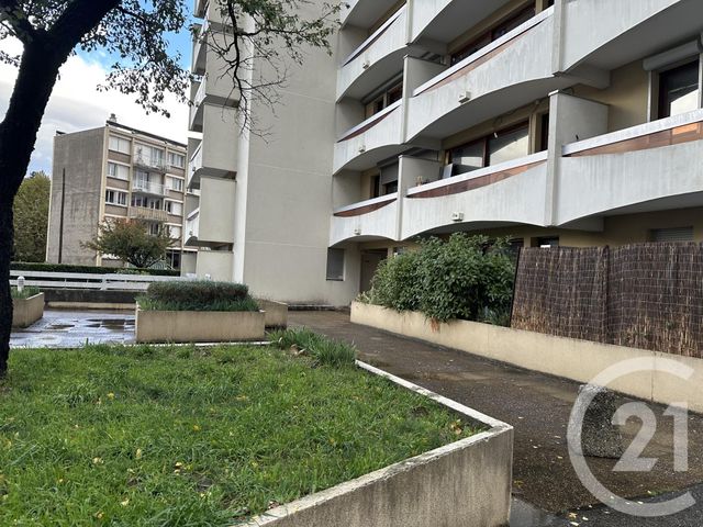 Appartement T1 à vendre - 1 pièce - 26.03 m2 - GRENOBLE - 38 - RHONE-ALPES - Century 21 Agence Foch
