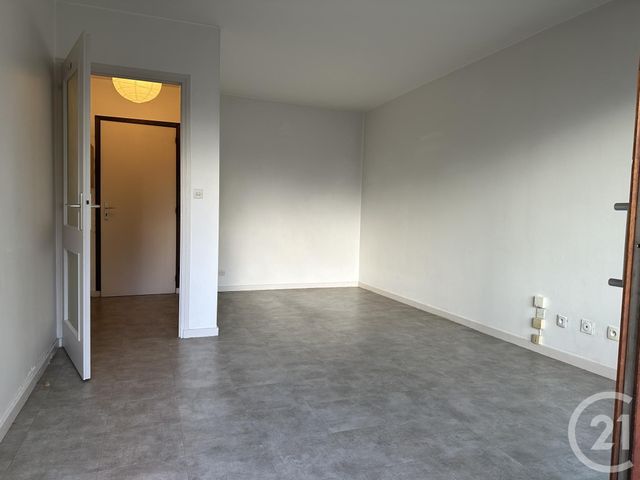 Appartement T1 à vendre - 1 pièce - 26.03 m2 - GRENOBLE - 38 - RHONE-ALPES - Century 21 Agence Foch