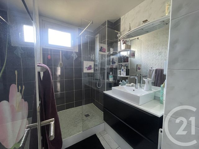 Appartement à vendre - 3 pièces - 78.0 m2 - ECHIROLLES - 38 - RHONE-ALPES - Century 21 Agence Foch