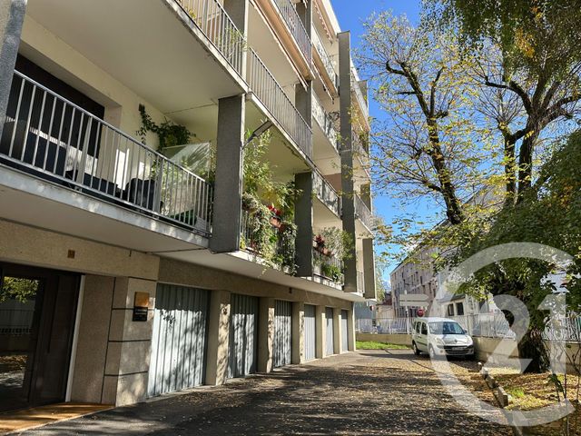 Appartement T5 à vendre - 5 pièces - 99.2 m2 - GRENOBLE - 38 - RHONE-ALPES - Century 21 Agence Foch