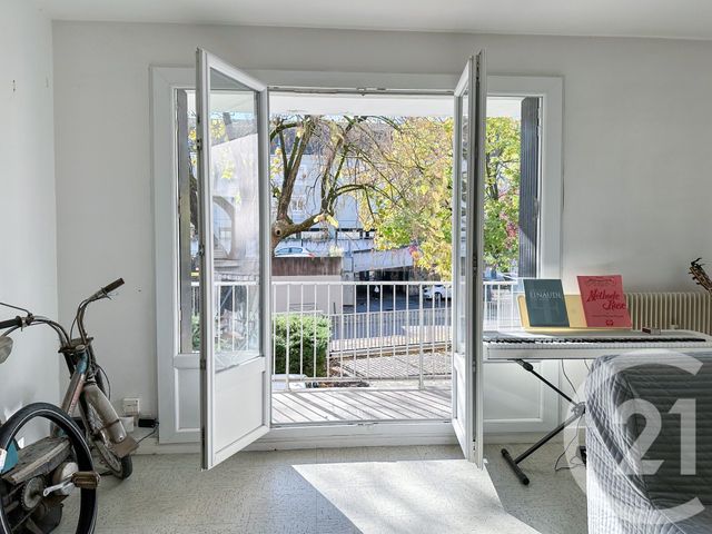 Appartement T5 à vendre - 5 pièces - 99.2 m2 - GRENOBLE - 38 - RHONE-ALPES - Century 21 Agence Foch