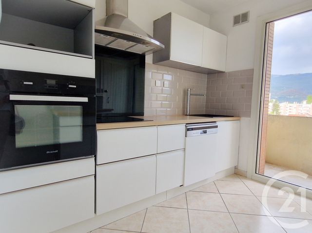 Appartement T5 à vendre - 5 pièces - 96.71 m2 - GRENOBLE - 38 - RHONE-ALPES - Century 21 Agence Foch