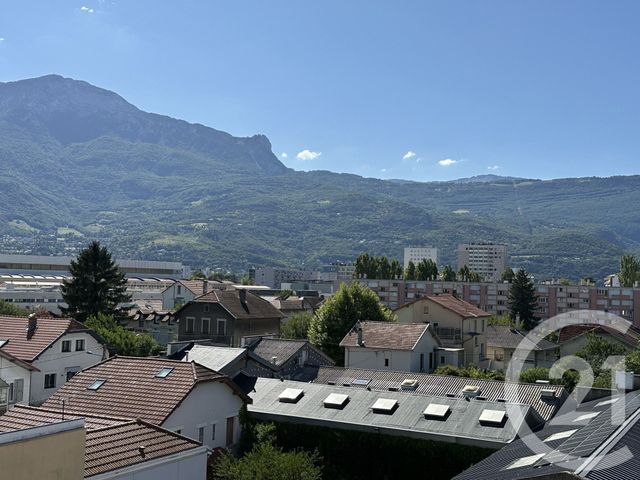 Appartement T5 à vendre - 5 pièces - 96.71 m2 - GRENOBLE - 38 - RHONE-ALPES - Century 21 Agence Foch