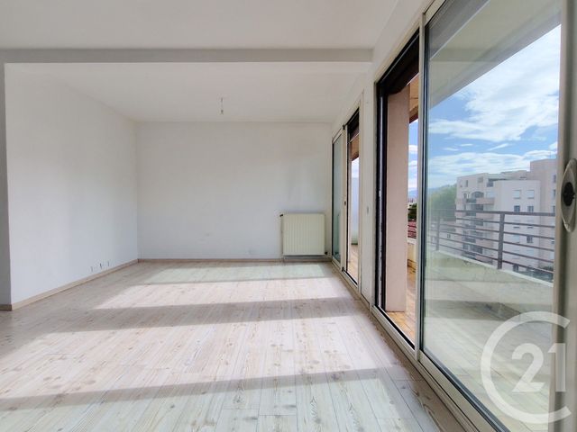 Appartement T5 à vendre - 5 pièces - 96.71 m2 - GRENOBLE - 38 - RHONE-ALPES - Century 21 Agence Foch
