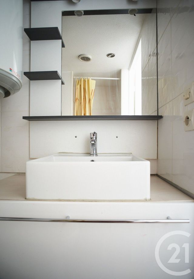 Appartement Studio à vendre - 1 pièce - 17.49 m2 - GRENOBLE - 38 - RHONE-ALPES - Century 21 Agence Foch