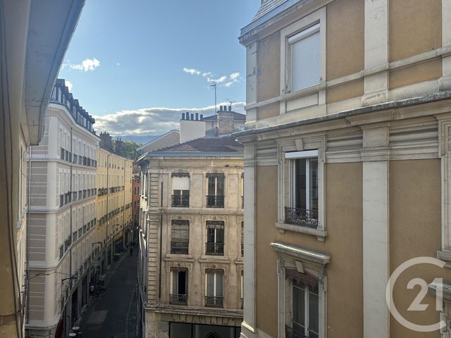 Appartement T3 à vendre - 3 pièces - 64.32 m2 - GRENOBLE - 38 - RHONE-ALPES - Century 21 Agence Foch