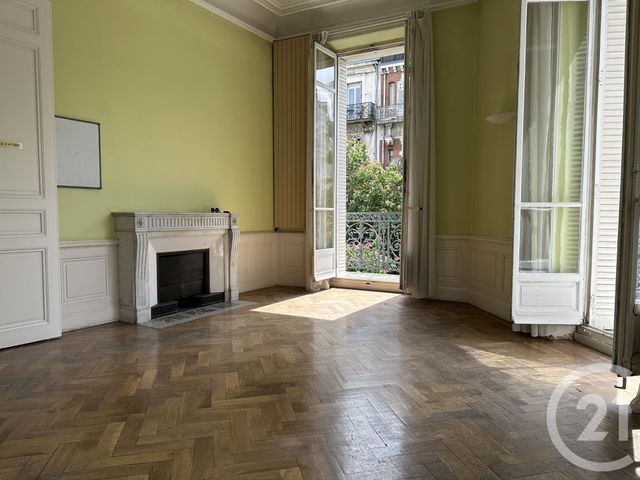 Appartement T6 à vendre - 6 pièces - 143.23 m2 - GRENOBLE - 38 - RHONE-ALPES - Century 21 Agence Foch