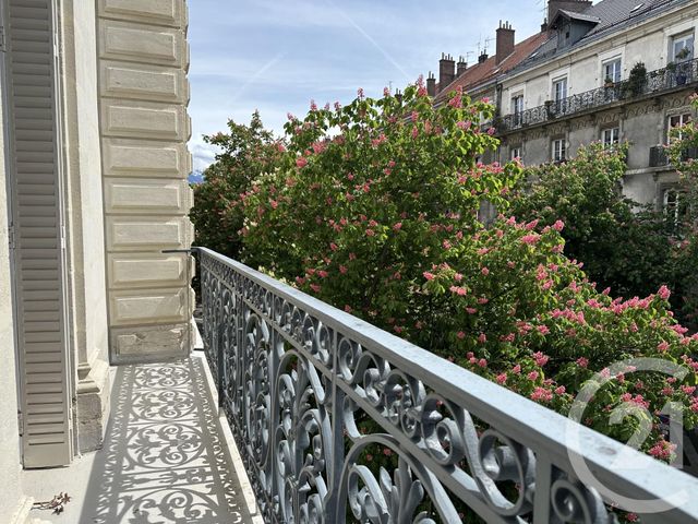 Appartement T6 à vendre - 6 pièces - 143.23 m2 - GRENOBLE - 38 - RHONE-ALPES - Century 21 Agence Foch